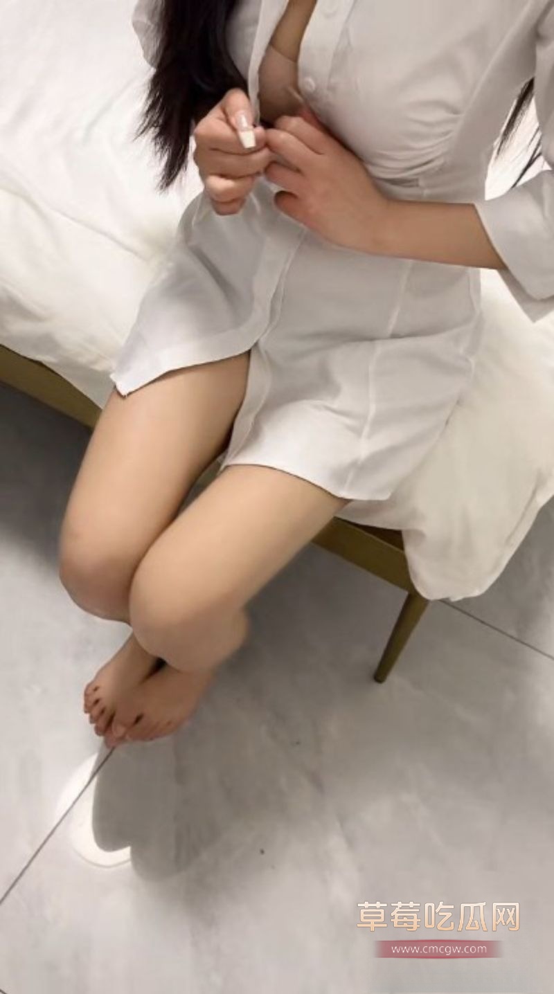 海角社区 奶子即正义 精品2