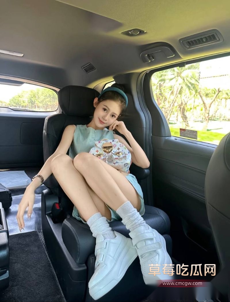 演员明星宋晓峰女儿宋之馨8 演员明星宋晓峰女儿宋之馨8
