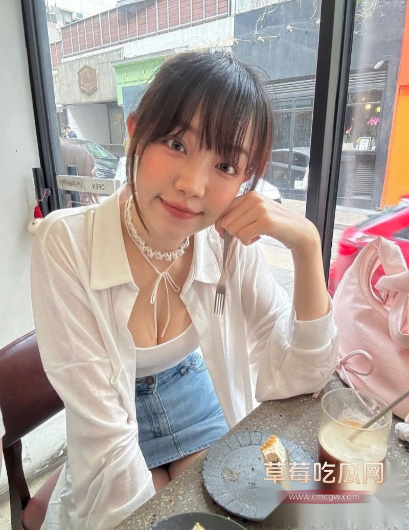 香港齐刘海网美早期私密视频外流3 香港齐刘海网美早期私密视频外流3