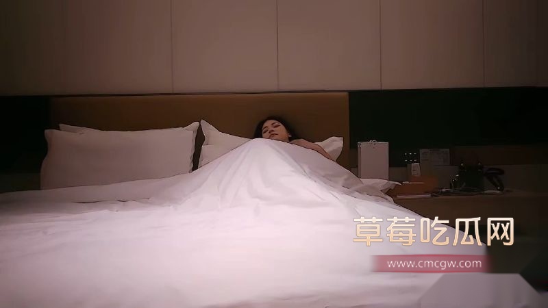 杏吧探花老登约操刚下海的兼职妹6 杏吧探花老登约操刚下海的兼职妹6