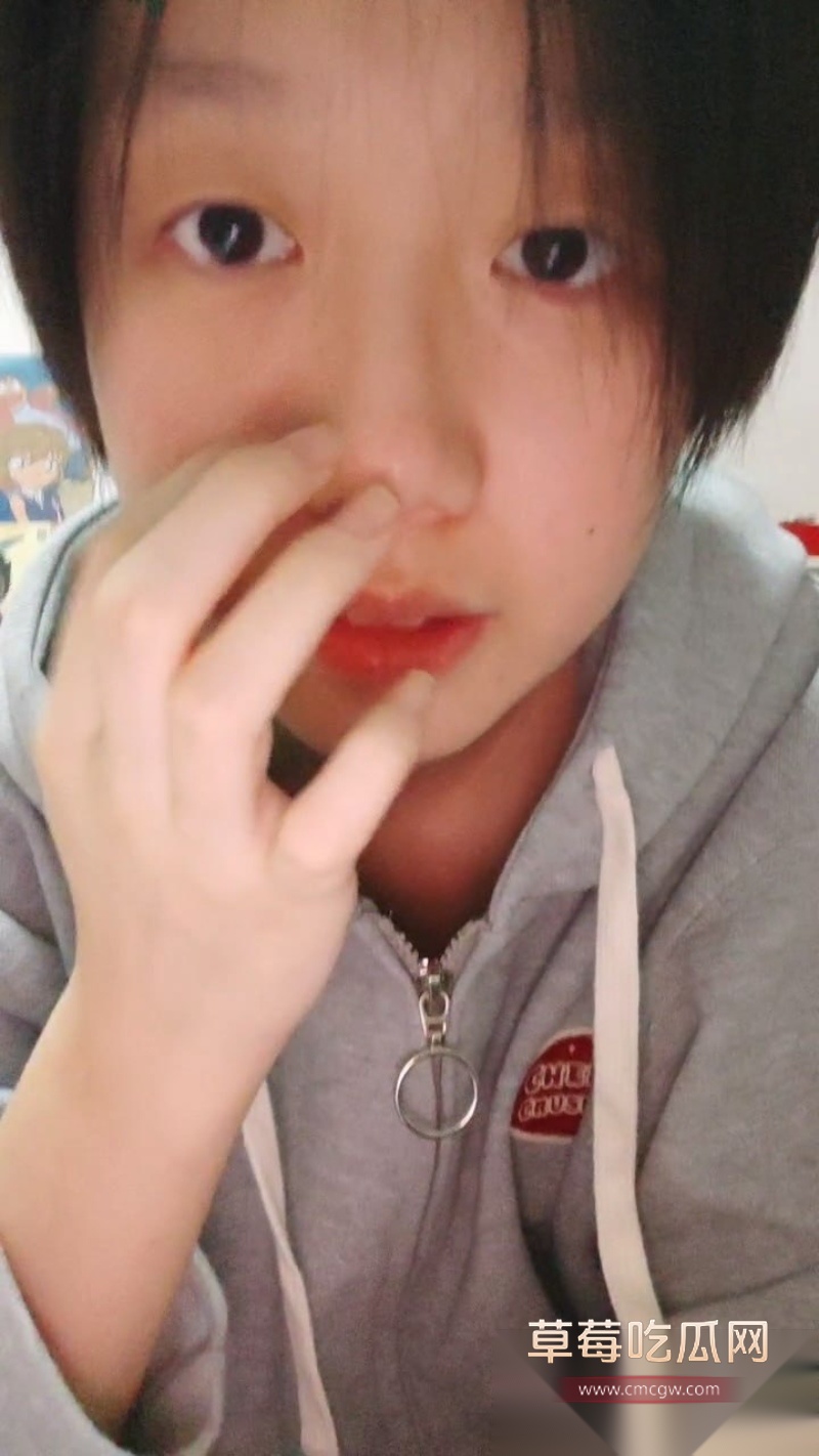 极品爆乳少女小童叹气 19 极品爆乳少女小童叹气 19
