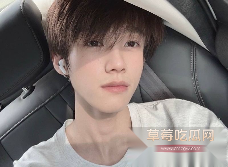 抖音252w粉丝网红璇子相关照片5 抖音252w粉丝网红璇子相关照片5