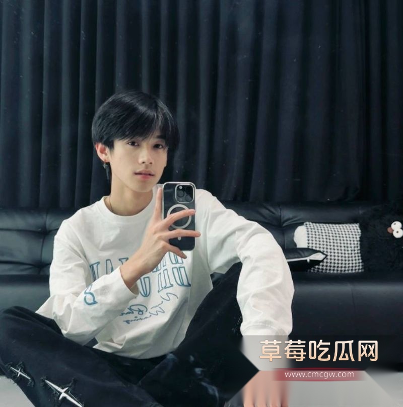 抖音252w粉丝网红璇子相关照片7 抖音252w粉丝网红璇子相关照片7
