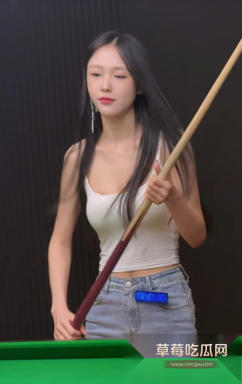 台球馆变猎艳场 帝凰台球厅靠漂亮妹妹揽客 2 台球馆变猎艳场 帝凰台球厅靠漂亮妹妹揽客 2