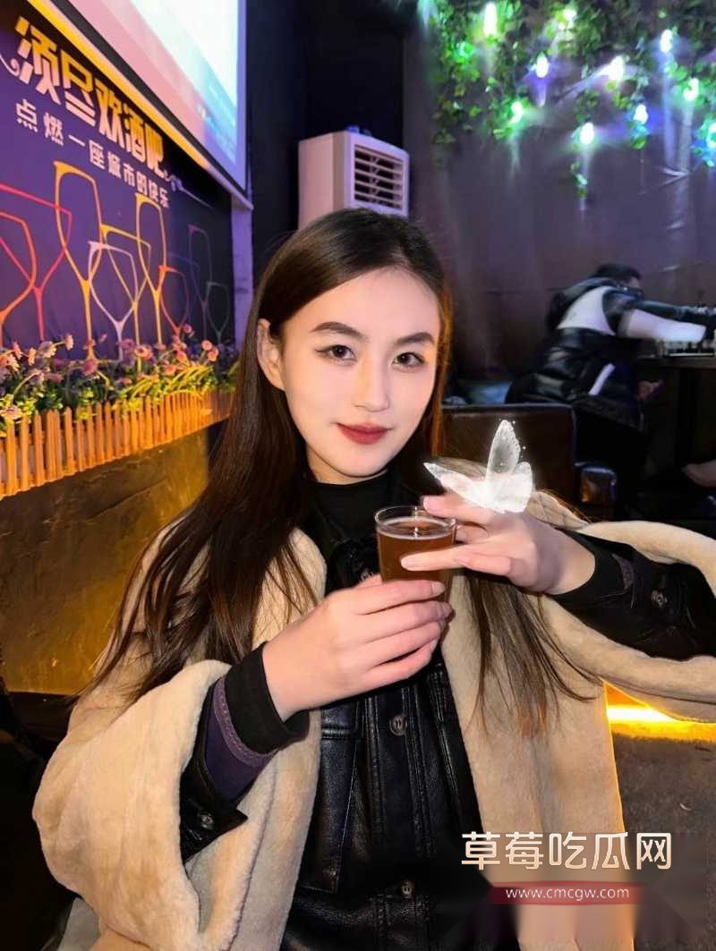 乖乖女王玥 24 乖乖女王玥 24