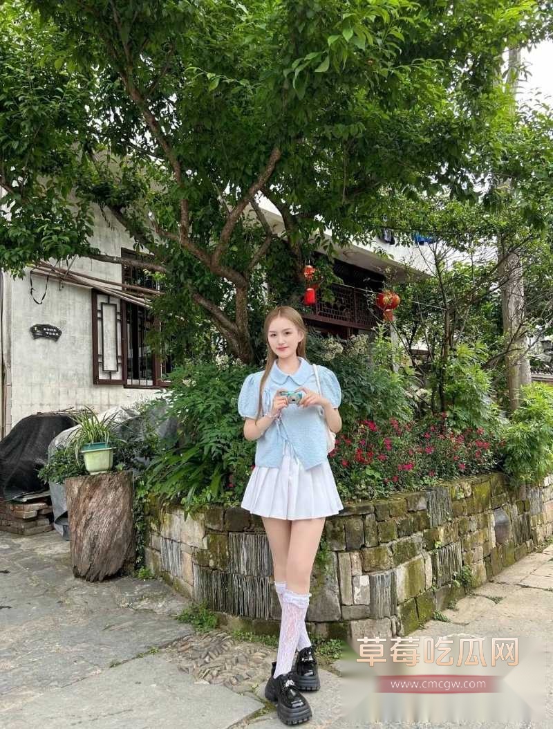 乖乖女王玥 36 乖乖女王玥 36