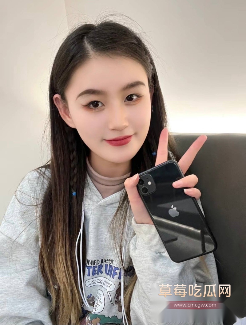乖乖女王玥 42 乖乖女王玥 42
