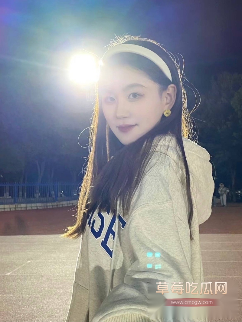 乖乖女王玥 43 乖乖女王玥 43