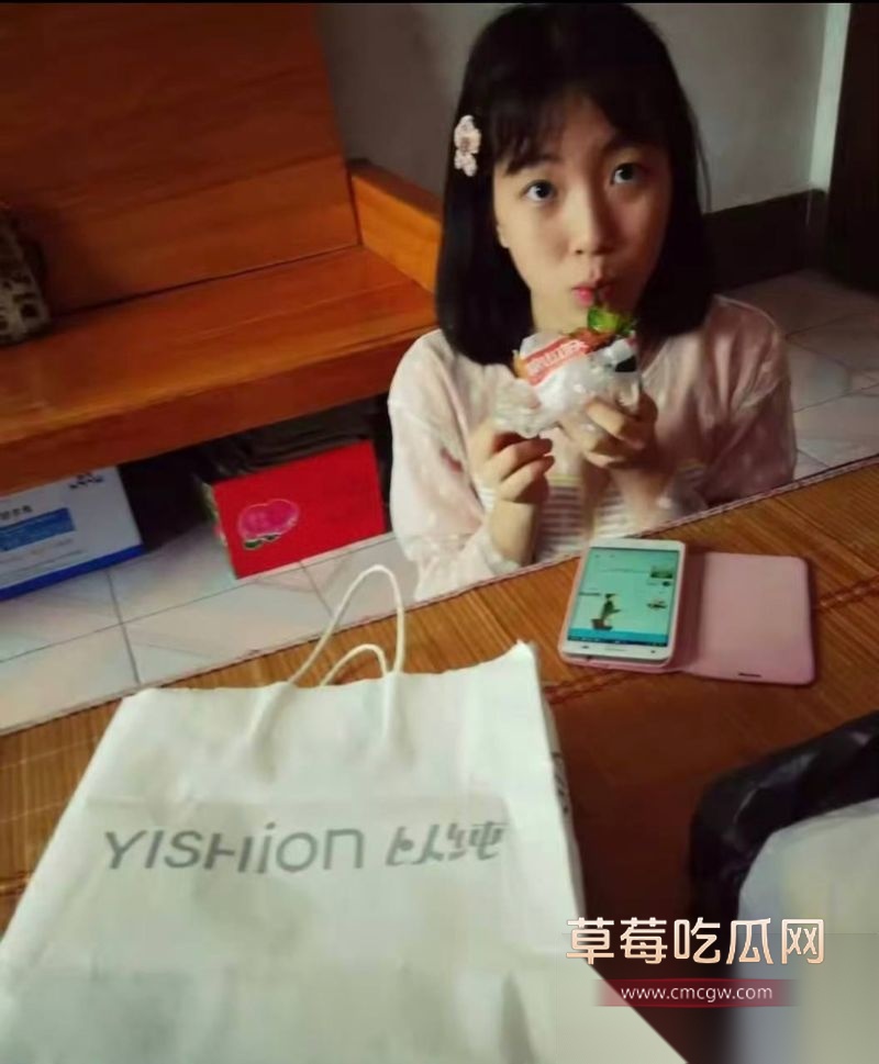 梁凰荣出轨聊天记录小红书女员工梁凰荣相关图片25 梁凰荣出轨聊天记录小红书女员工梁凰荣相关图片25