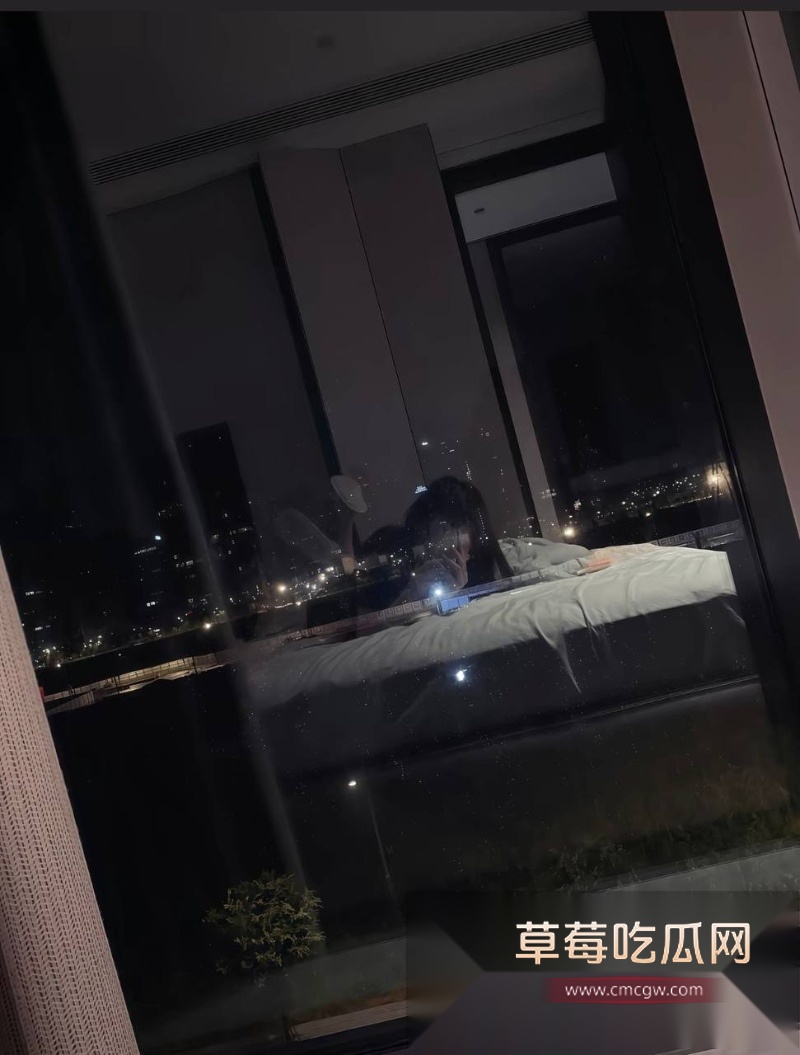54w粉丝女神凡随意张艺凡 被现任男友7ce发小作文实锤出轨 76