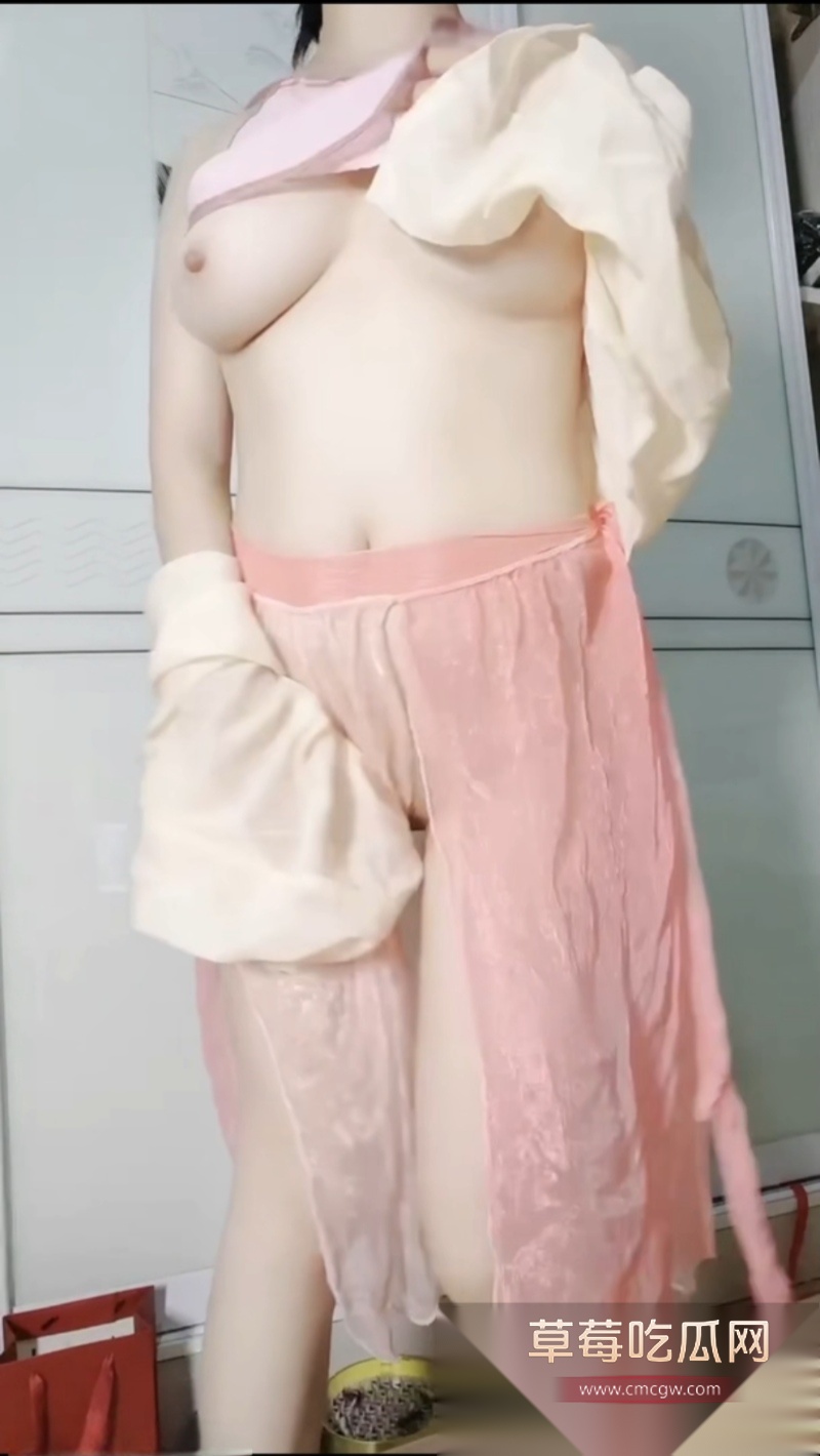 好看的巨大雷美少女 4 好看的巨大雷美少女 4