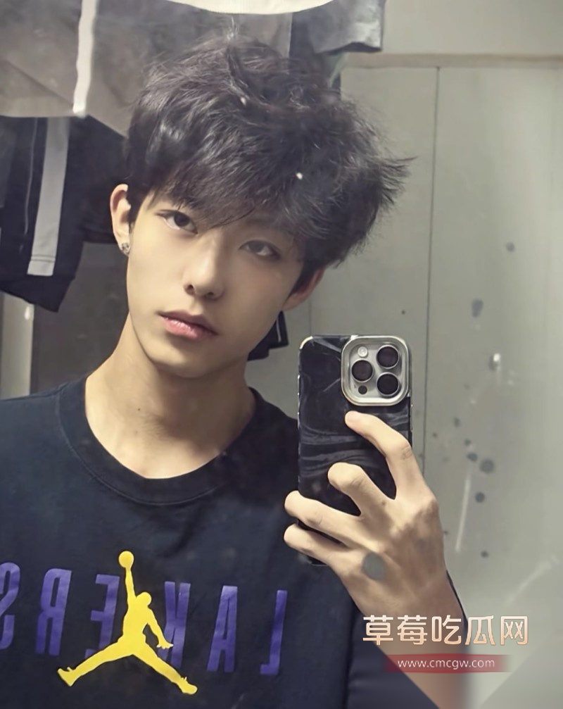 网红小木26 网红小木26