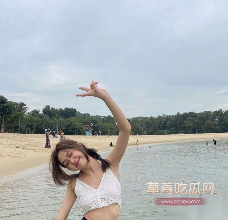 新加坡博主nadine 18 新加坡博主nadine 18