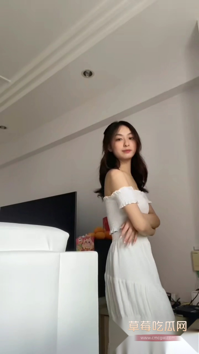 新加坡博主nadine 3 新加坡博主nadine 3
