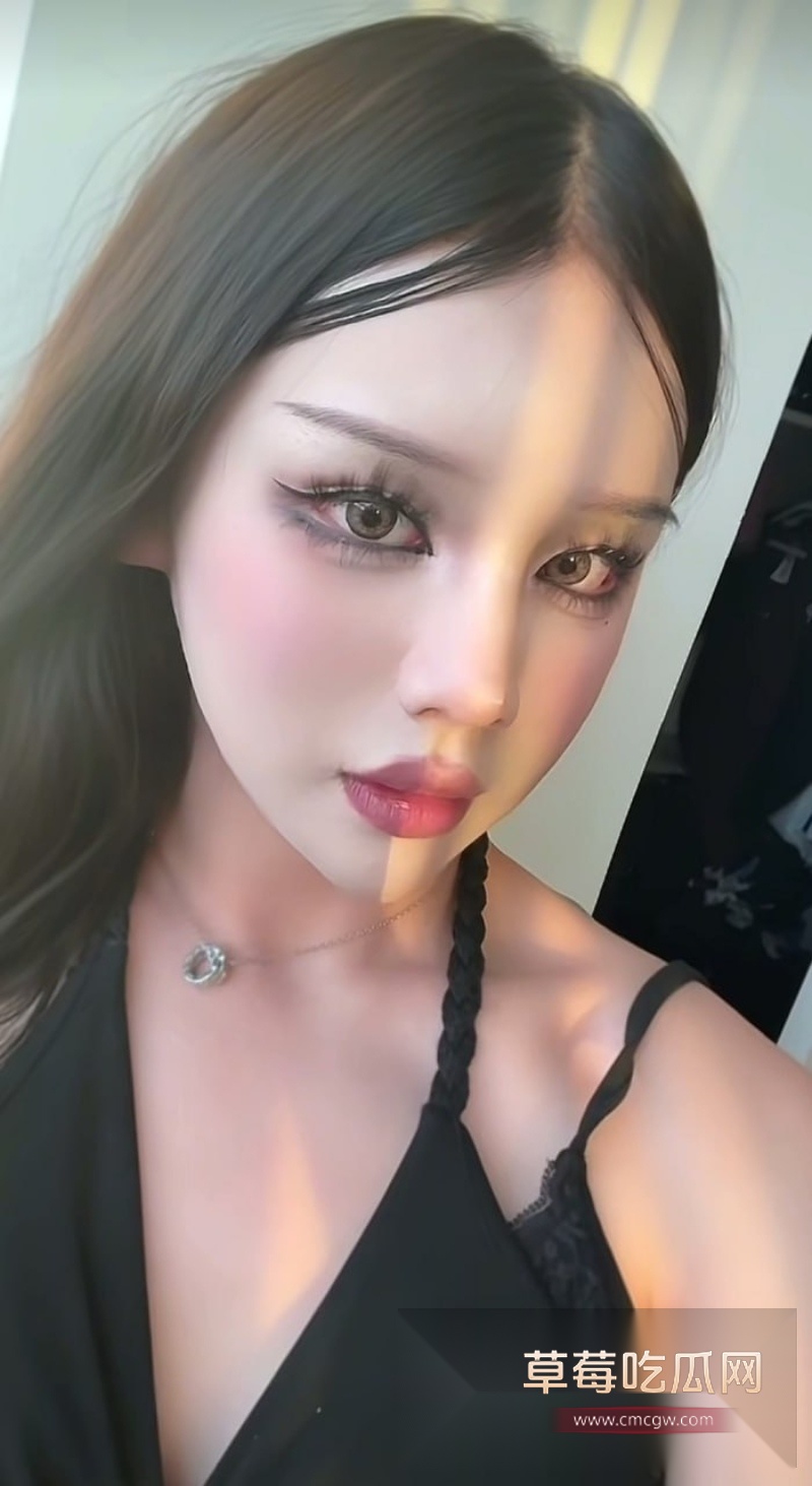丝袜人妖 4 丝袜人妖 4