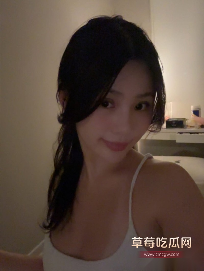 小网美给男友的全裸自慰视频7