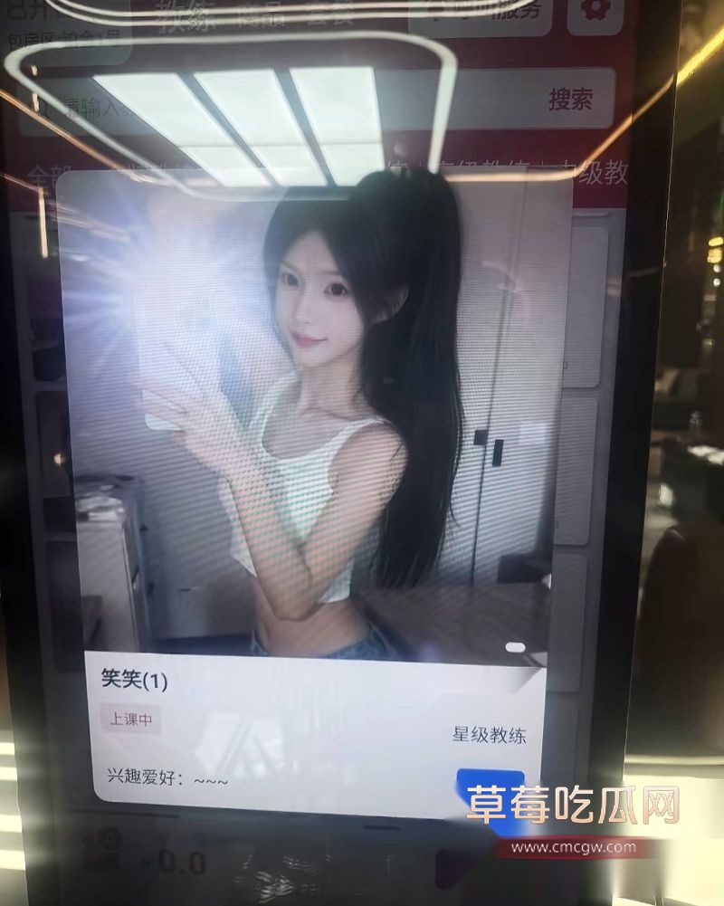 赢海台球女助教春节不歇业12 赢海台球女助教春节不歇业12