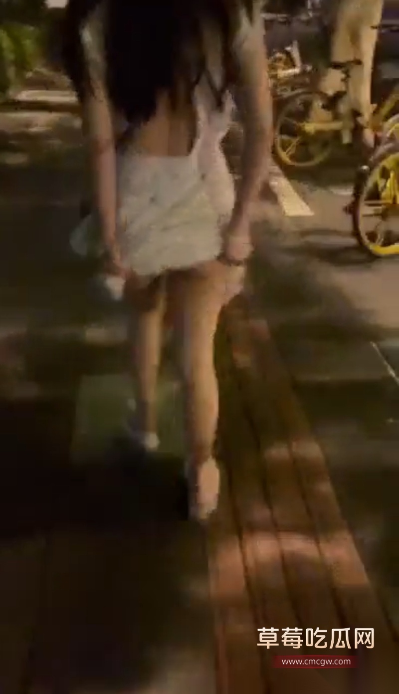 上海高颜值巨乳女神 37