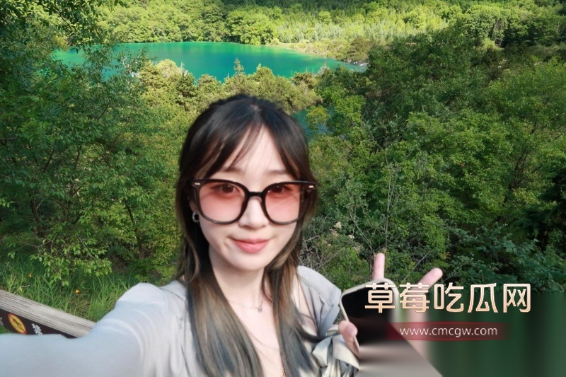 浙江极品学生妹 曹以彤 30 浙江极品学生妹 曹以彤 30