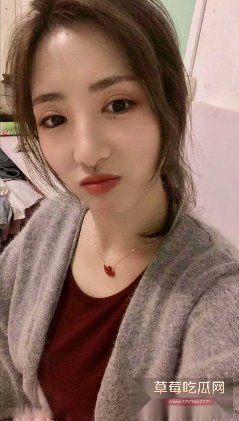 清纯美艳的女神店员 19 清纯美艳的女神店员 19