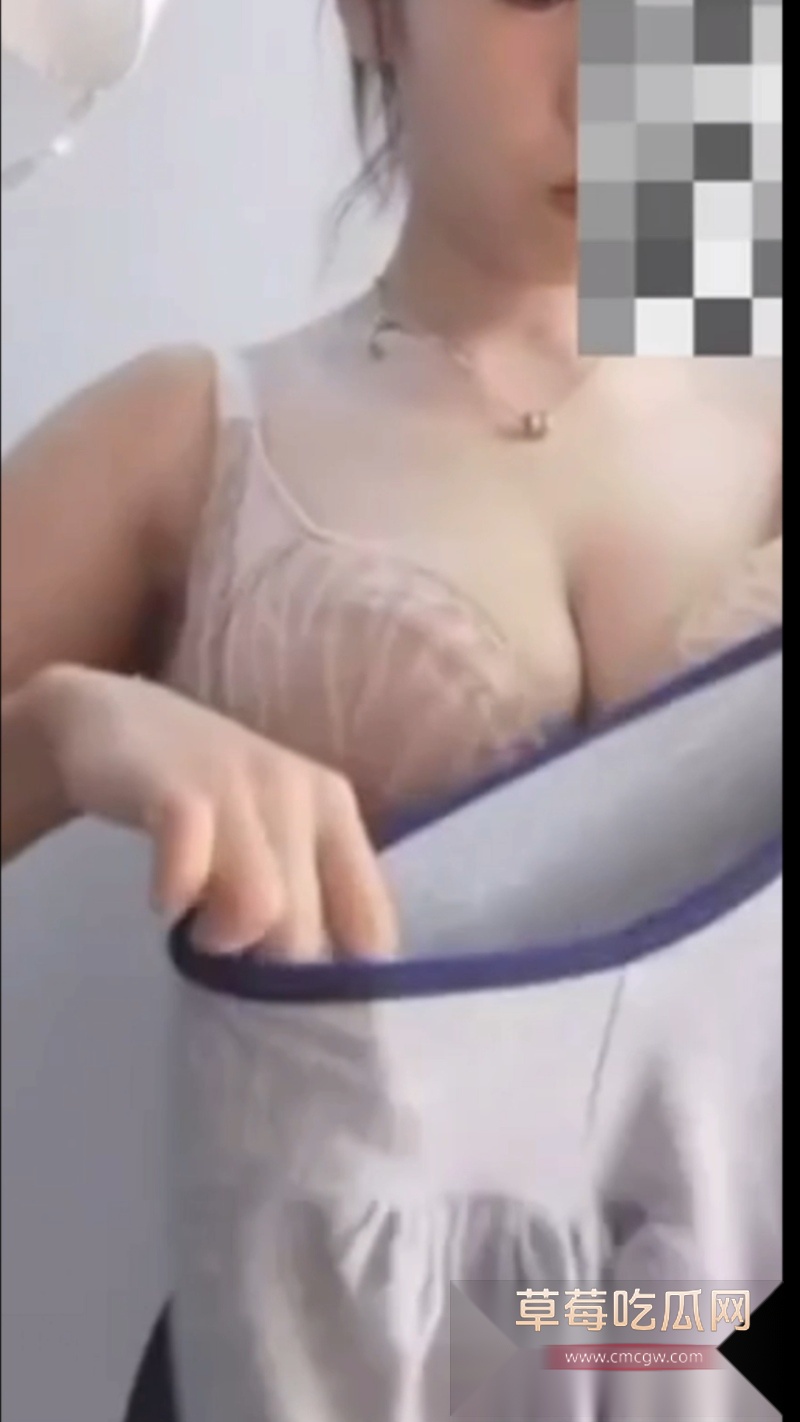 清纯美艳的女神店员 9 清纯美艳的女神店员 9
