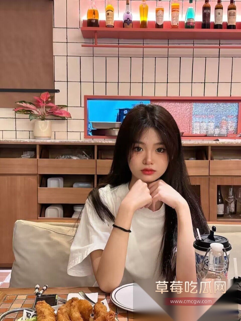 大学校花女友王诗念 24