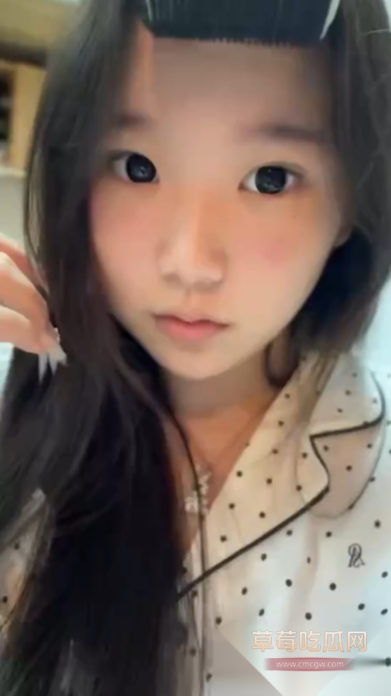 福建反差小妹 小纯真 4 福建反差小妹 小纯真 4