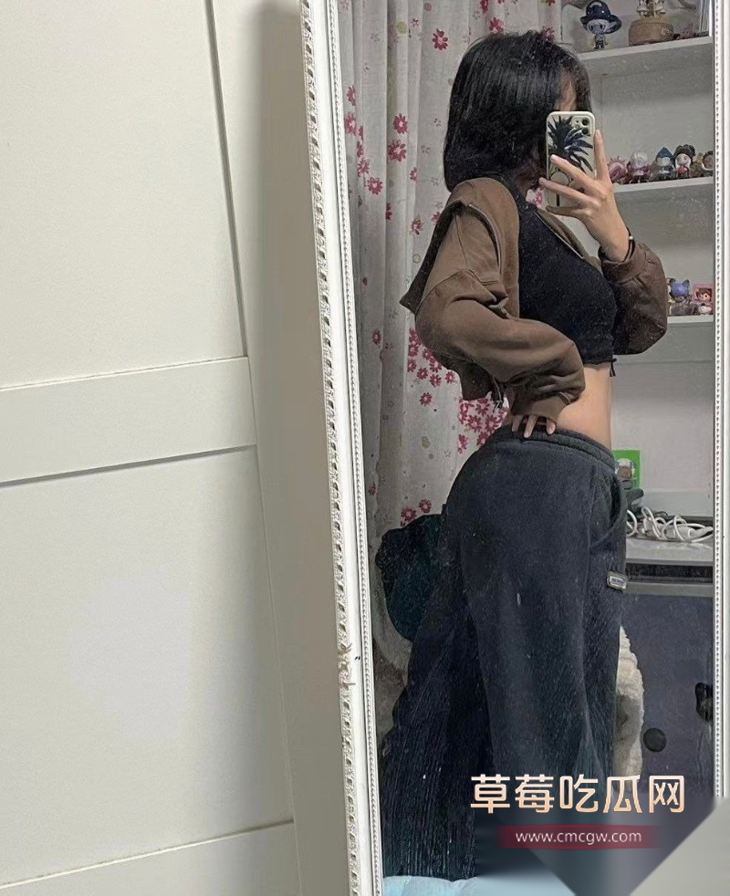 浙江大一短发眼镜妹 吴媛媛 10 浙江大一短发眼镜妹 吴媛媛 10