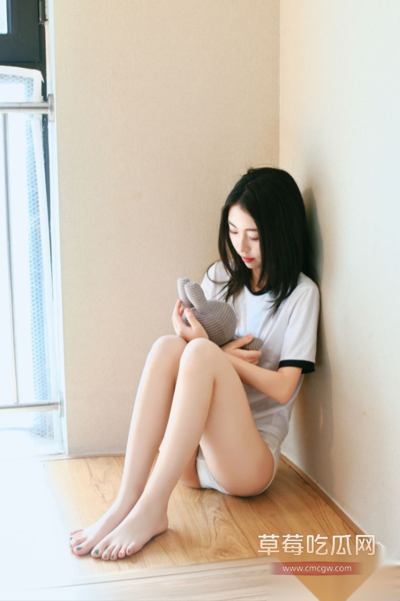 河南郑州骚货研究生 花花 17 河南郑州骚货研究生 花花 17