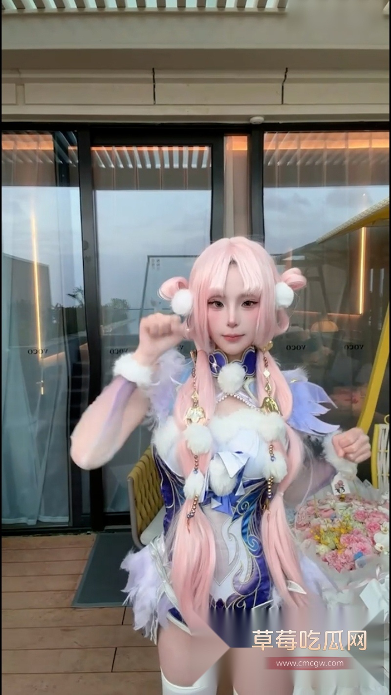 抖音卖萌萝莉猫崽 10 抖音卖萌萝莉猫崽 10