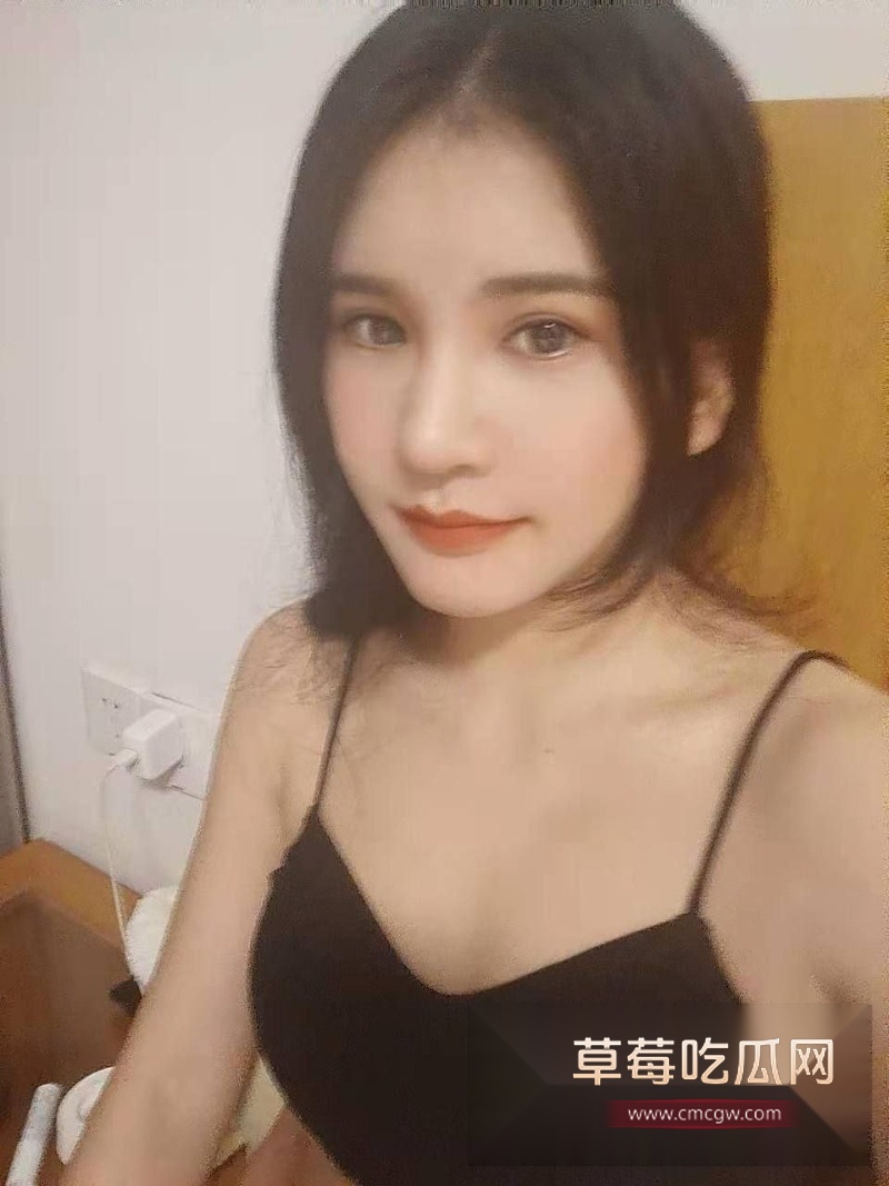 李莉莉 7