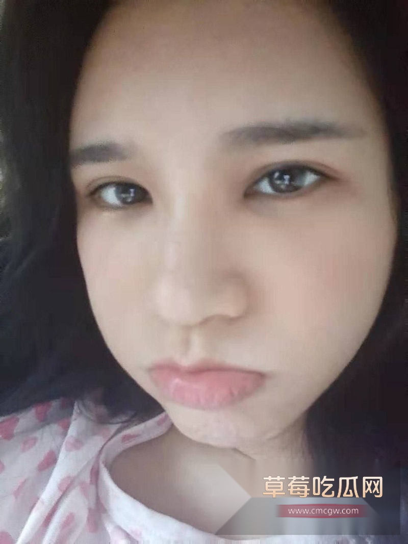 李莉莉 13