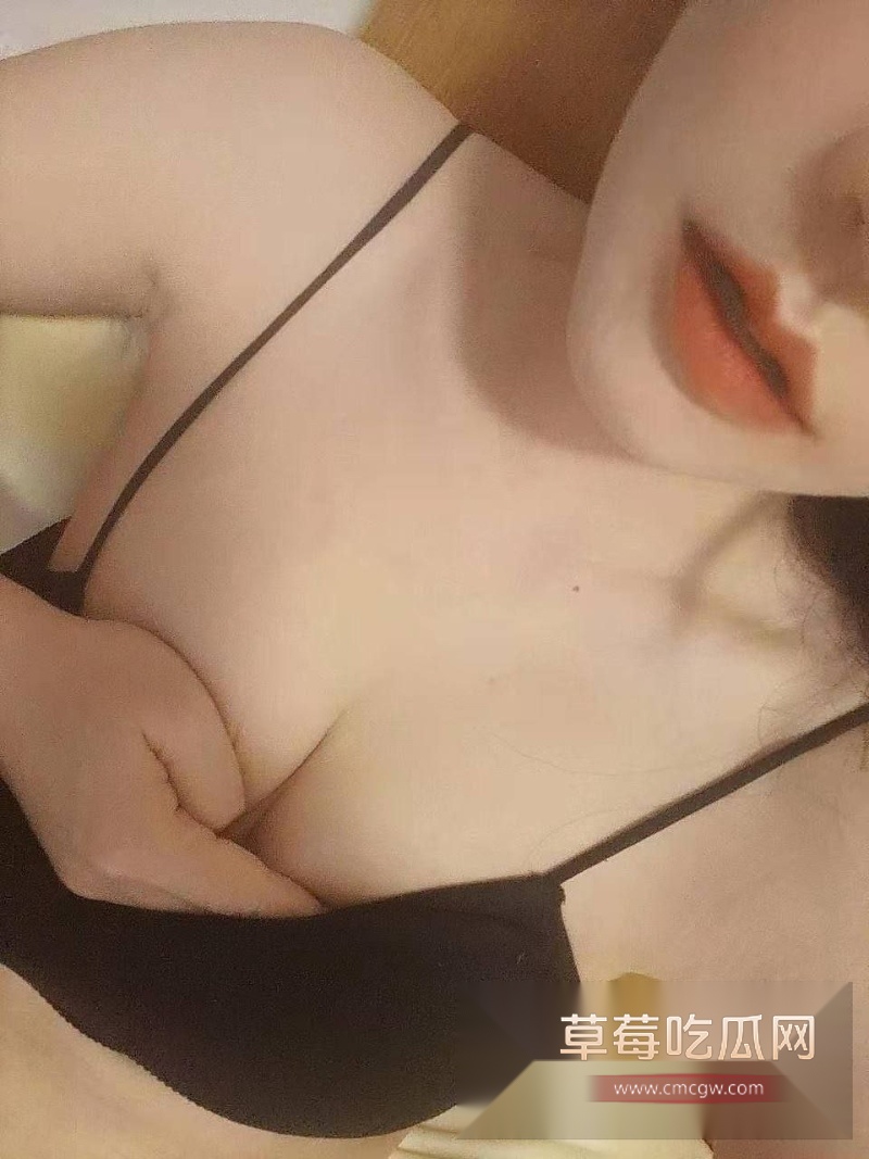 李莉莉 16