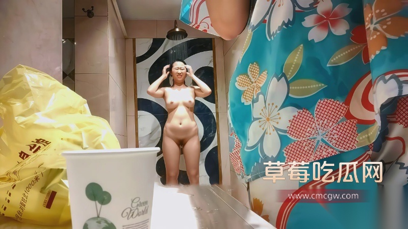 偷拍女客温泉洗浴会所 5