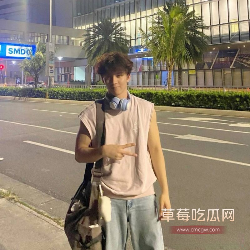 男团成员clydemartin15