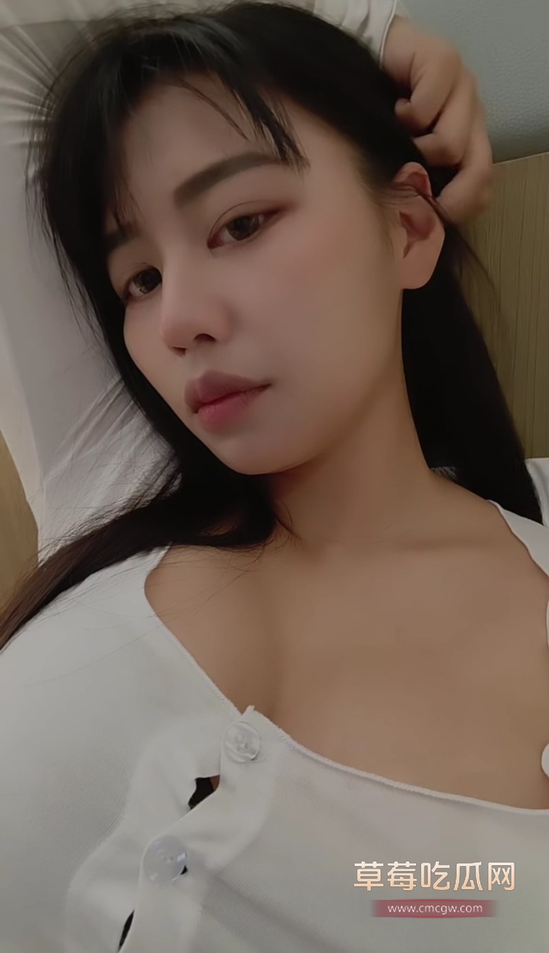 巨乳美女1 巨乳美女1