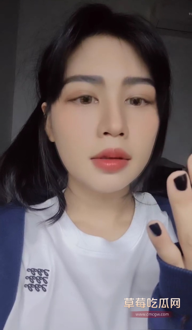 巨乳美女2 巨乳美女2