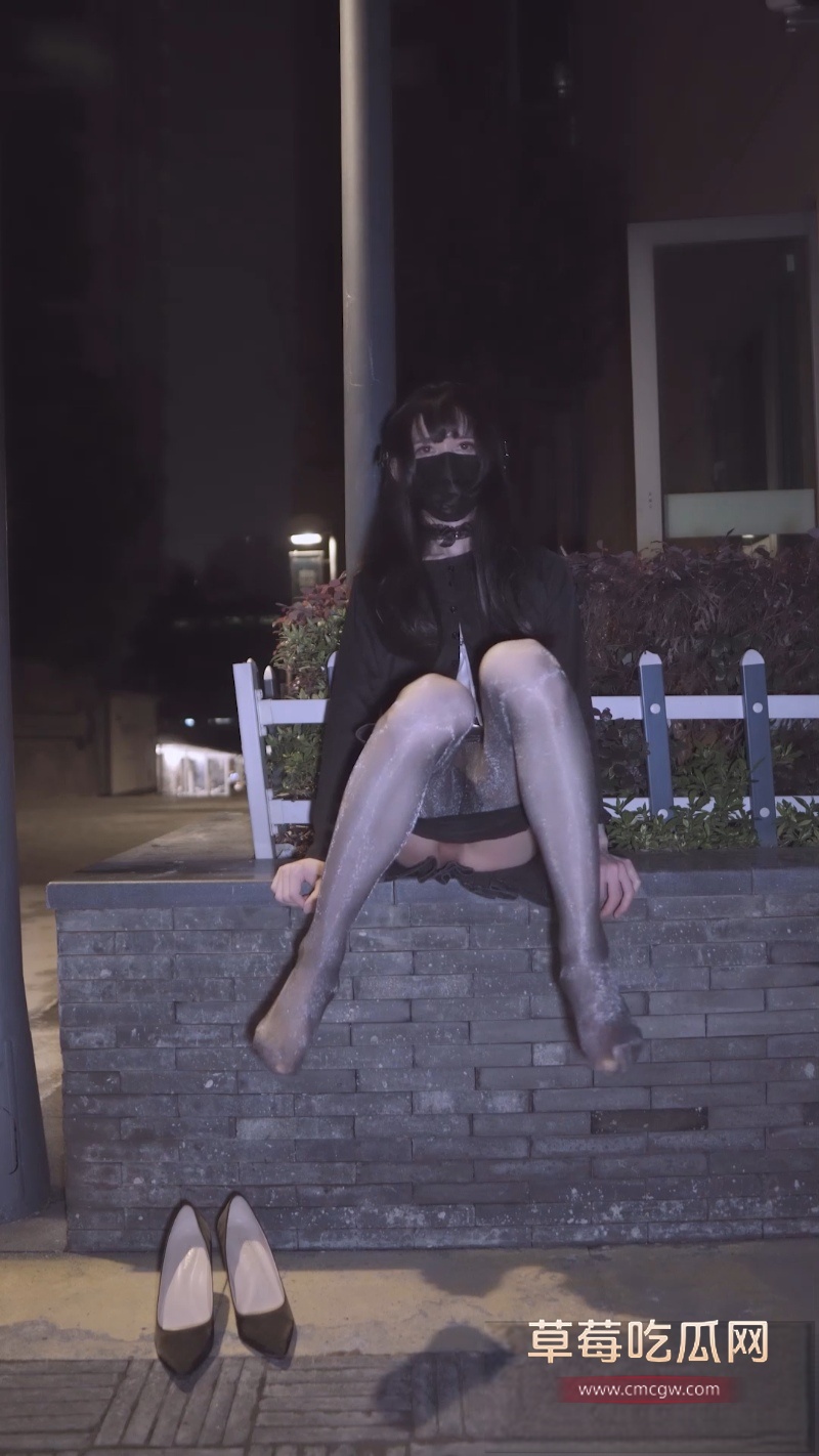 男娘JK灰丝电梯口 7 男娘JK灰丝电梯口 7