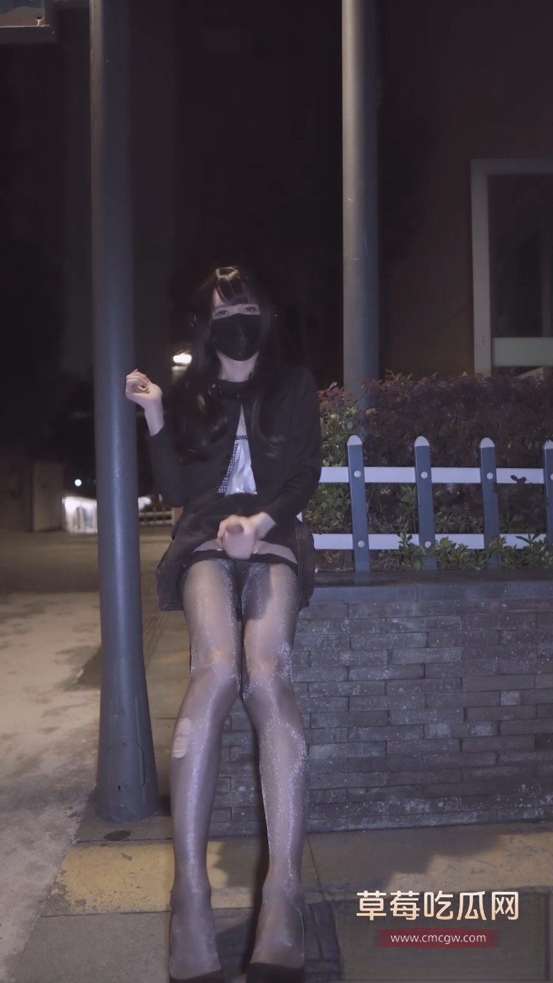 男娘JK灰丝电梯口 9 男娘JK灰丝电梯口 9