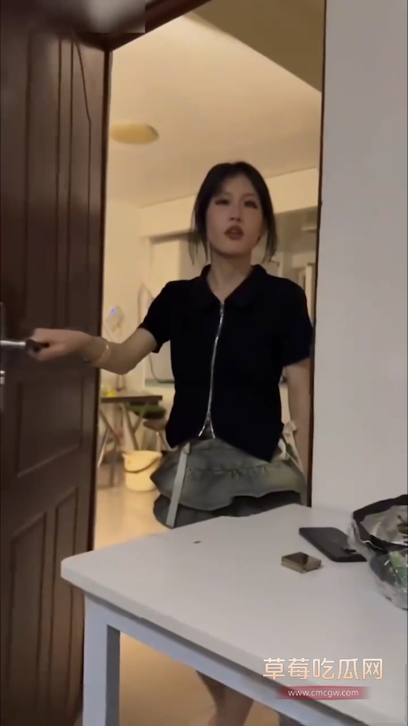 推特四海情侣淫妻博主 辣辣姜不辣 8 推特四海情侣淫妻博主 辣辣姜不辣 8