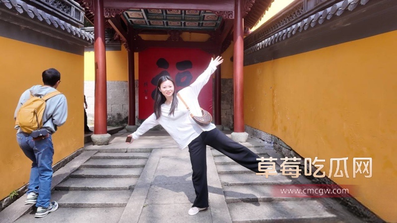 翘臀眼镜娘 20 翘臀眼镜娘 20