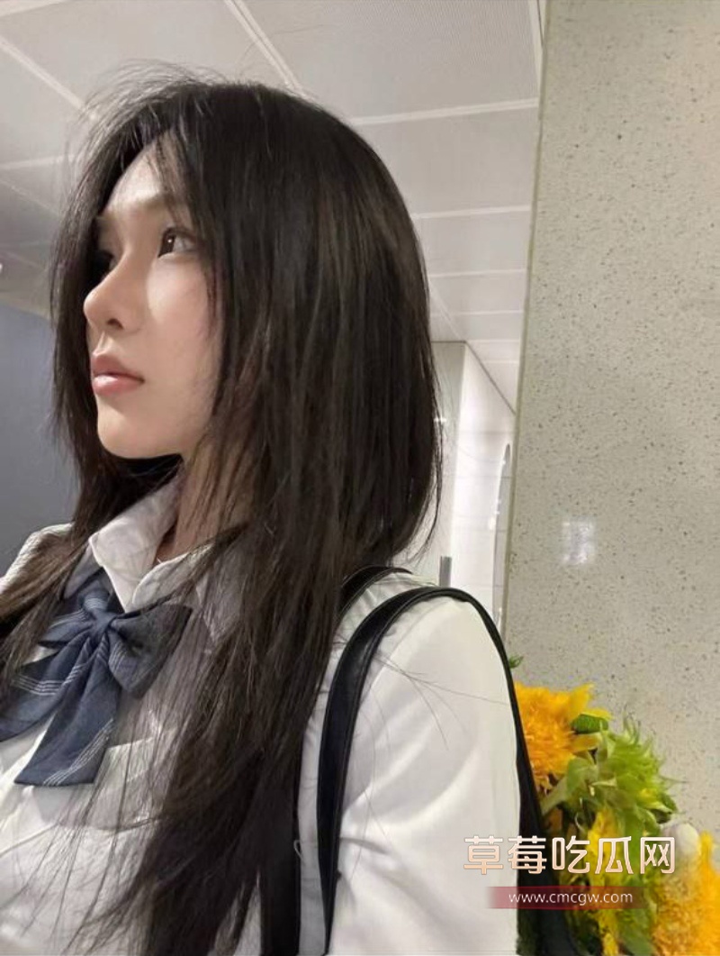 五万三天的超极品伴游美女李娅清 20 五万三天的超极品伴游美女李娅清 20