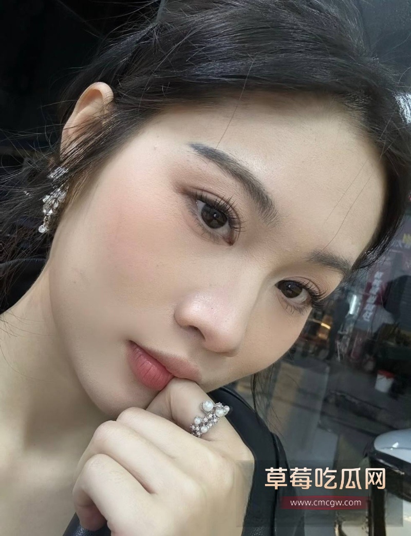 张婷 9