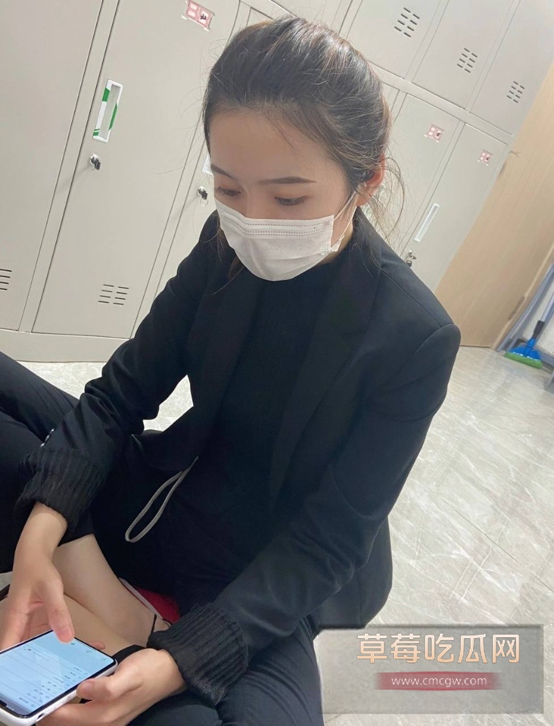 张婷 16