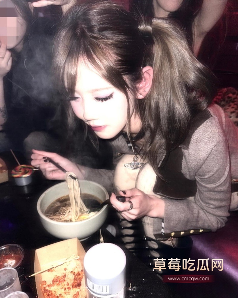 千万网红 井川里予 45 千万网红 井川里予 45