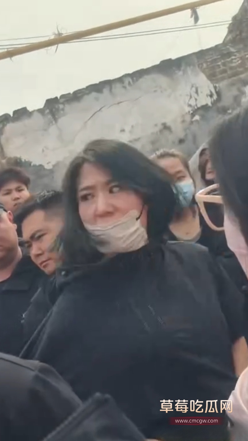 河北廊坊北陶管营村抓小三现场 3 河北廊坊北陶管营村抓小三现场 3