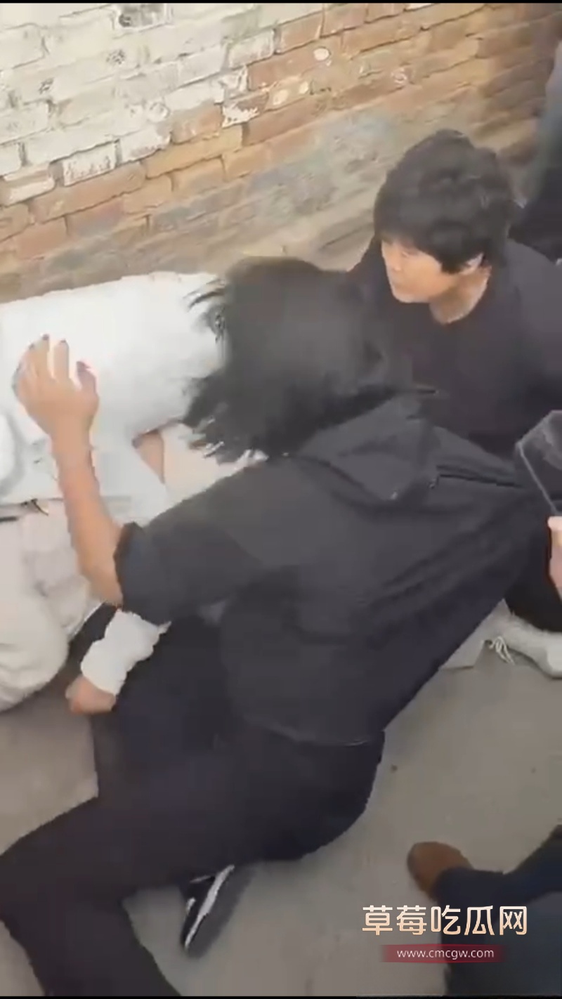 河北廊坊北陶管营村抓小三现场 10 河北廊坊北陶管营村抓小三现场 10