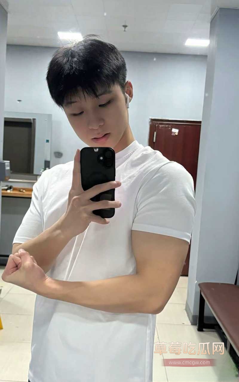 北外渣男28 北外渣男28