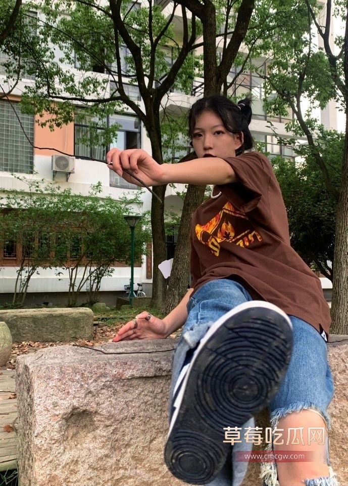 墨尔本大学女留学生带货诈骗勒索14 墨尔本大学女留学生带货诈骗勒索14