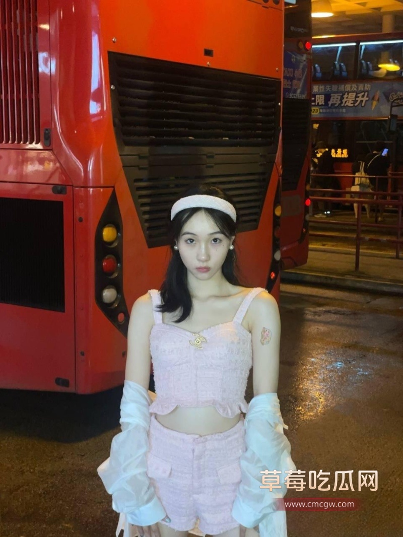 上海大学高颜大三学姐 黄予夏 15